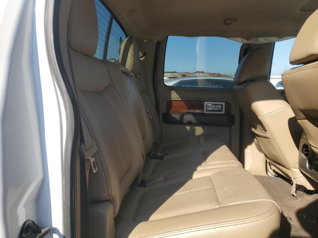 2010 Ford F-150 - Image 10