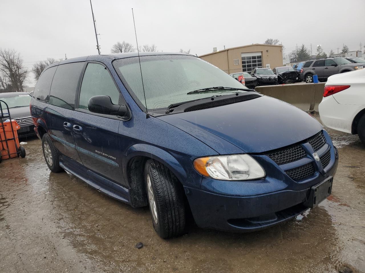 2002 Dodge Caravan - Image 4