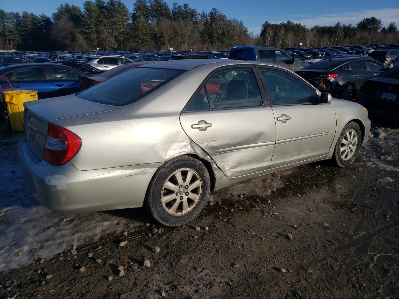 2004 Toyota Camry - Image 3