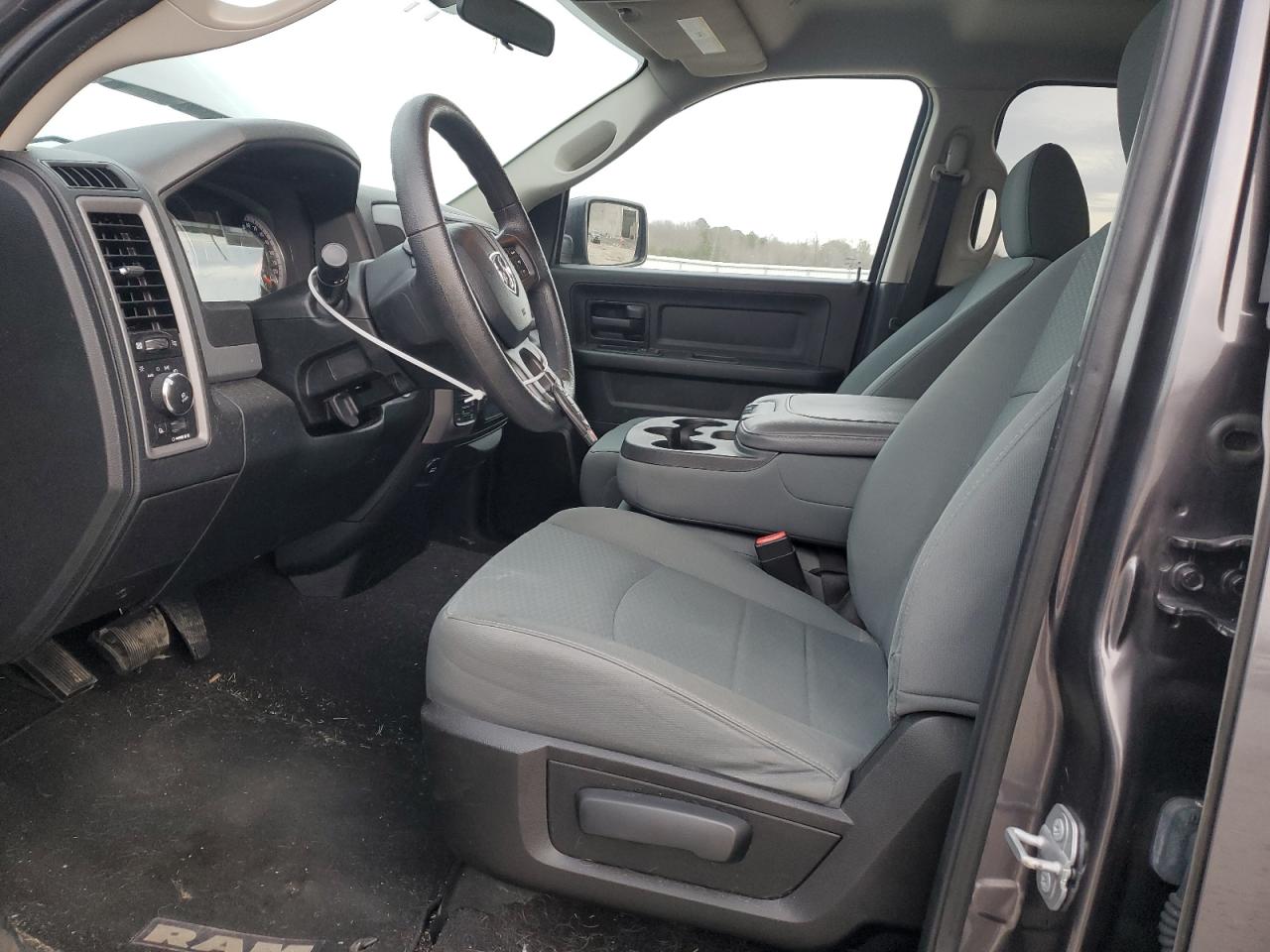 2017 RAM 1500 - Image 7
