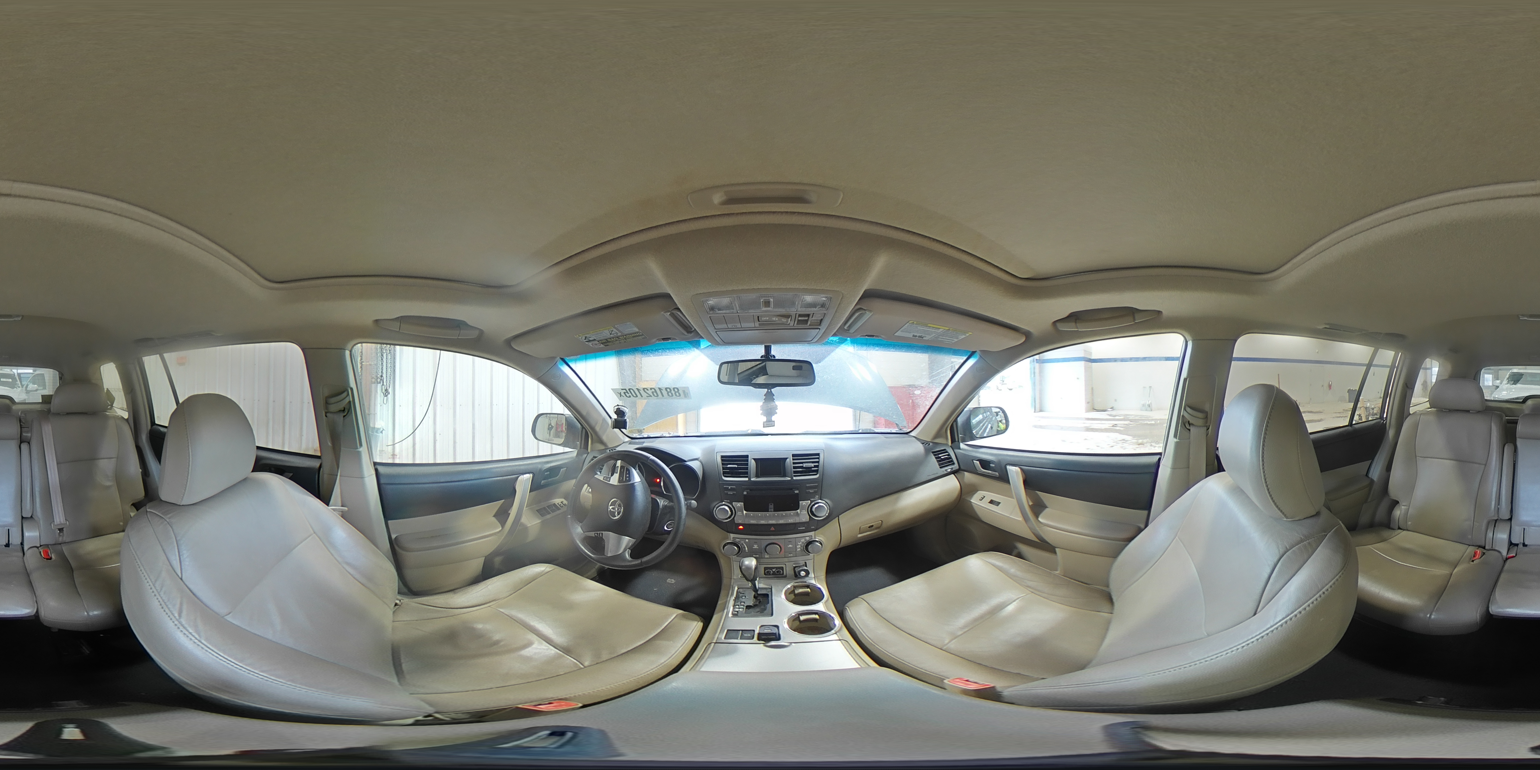 2011 Toyota Highlander Base VIN: 5TDZK3EH1BS045935 Lot: 88162105