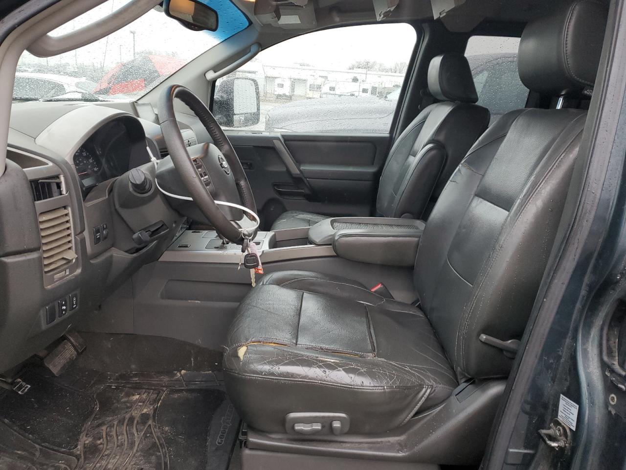2005 Nissan Titan - Image 7