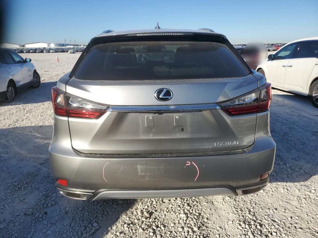 2020 Lexus RX - Image 6