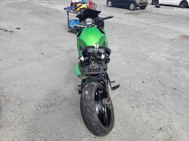  KAWASAKI EX 2015 Зелений