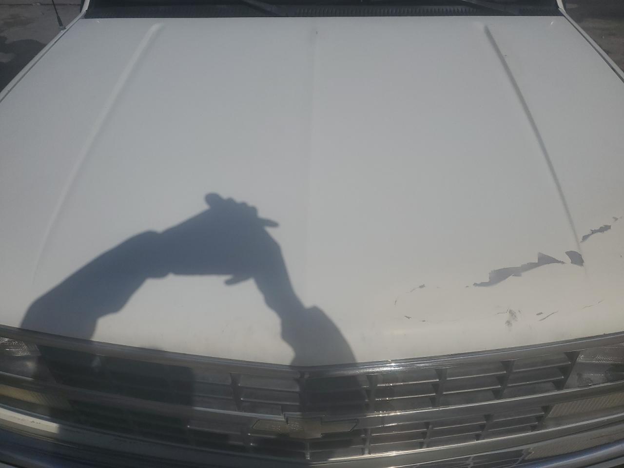 1989 Chevrolet Silverado - Image 11