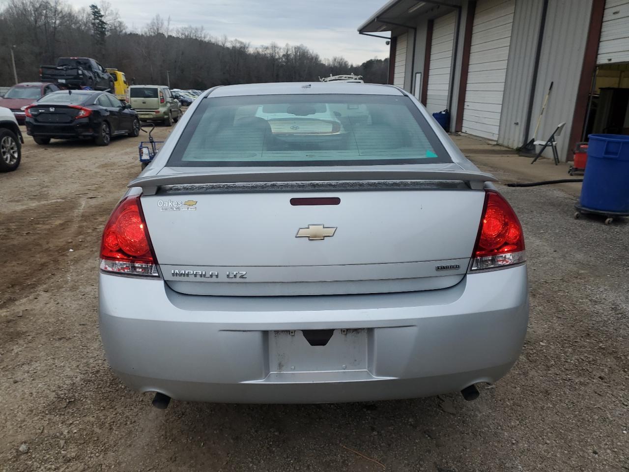 2016 Chevrolet Impala - Image 6