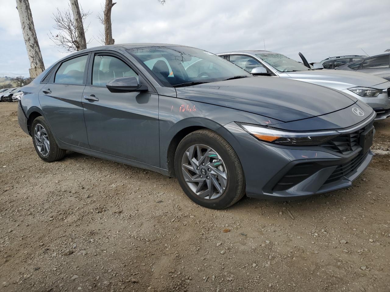 2024 Hyundai Elantra - Image 4