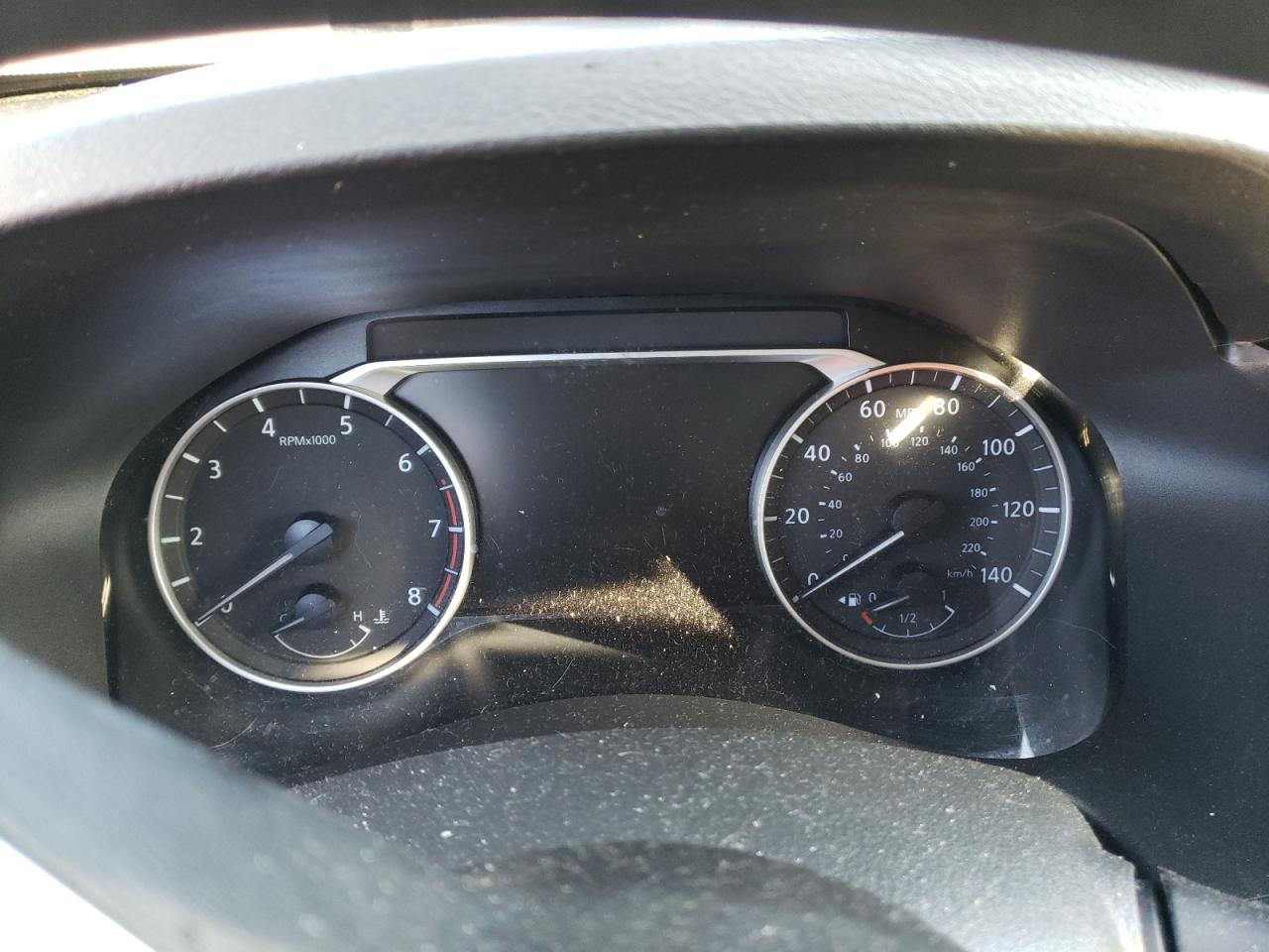 2021 Nissan Altima - Image 9