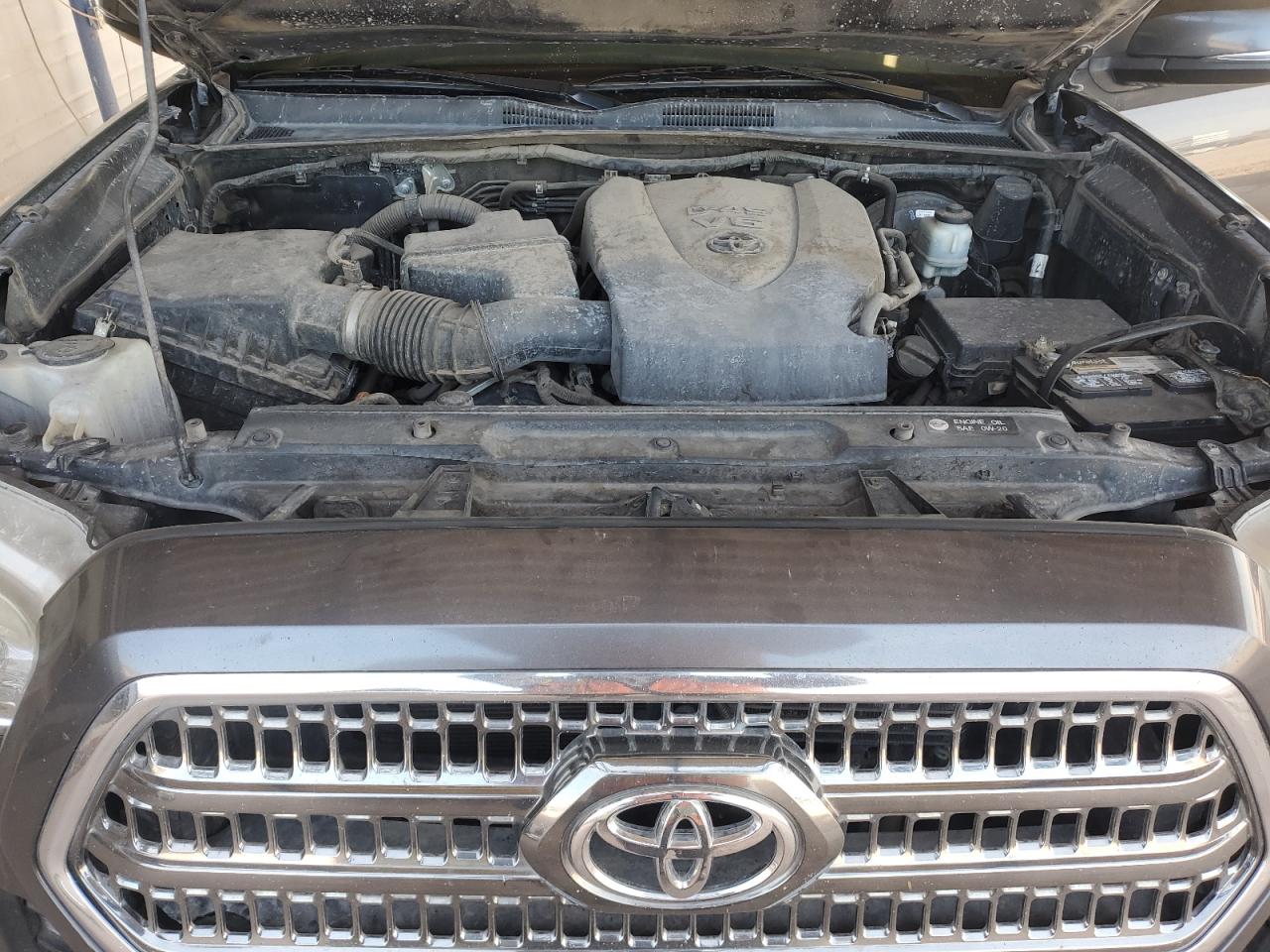 2017 Toyota Tacoma - Image 11