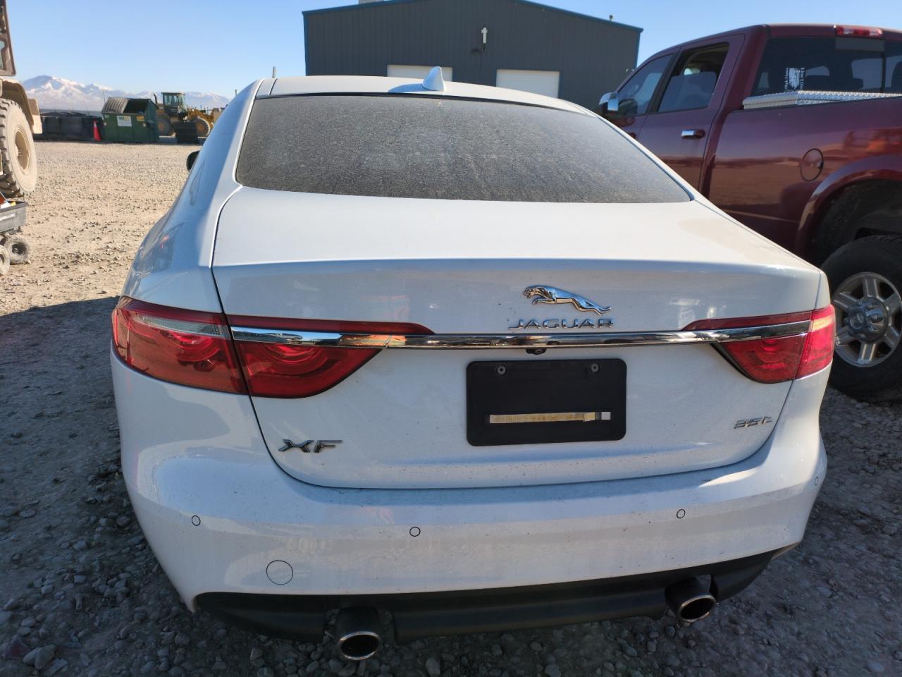 2016 Jaguar XF - Image 6