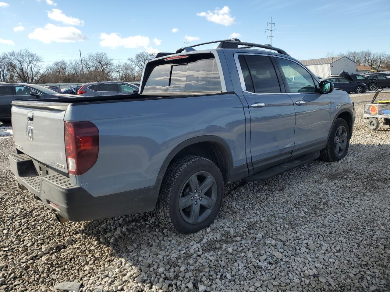 2022 Honda Ridgeline - Image 3