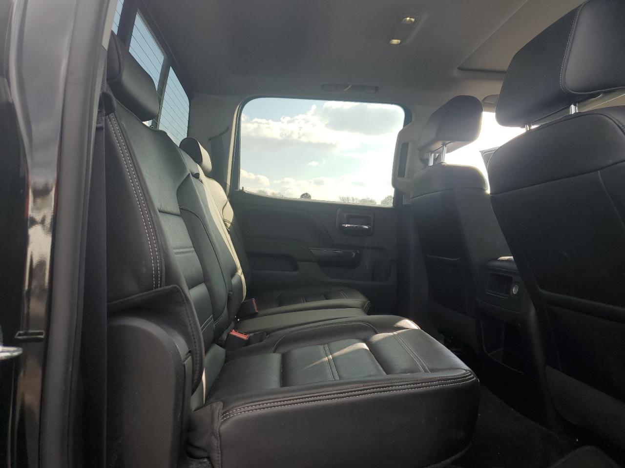 2016 GMC Sierra - Image 10