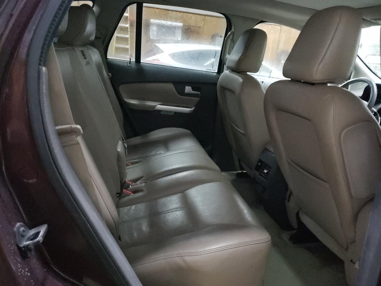 2011 Ford Edge - Image 11