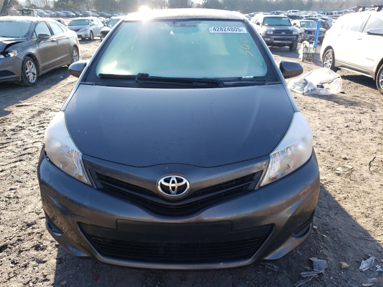 2012 Toyota Yaris - Image 5