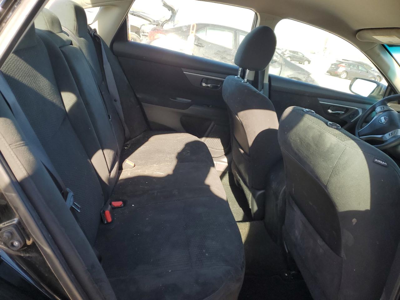 2015 Nissan Altima - Image 10