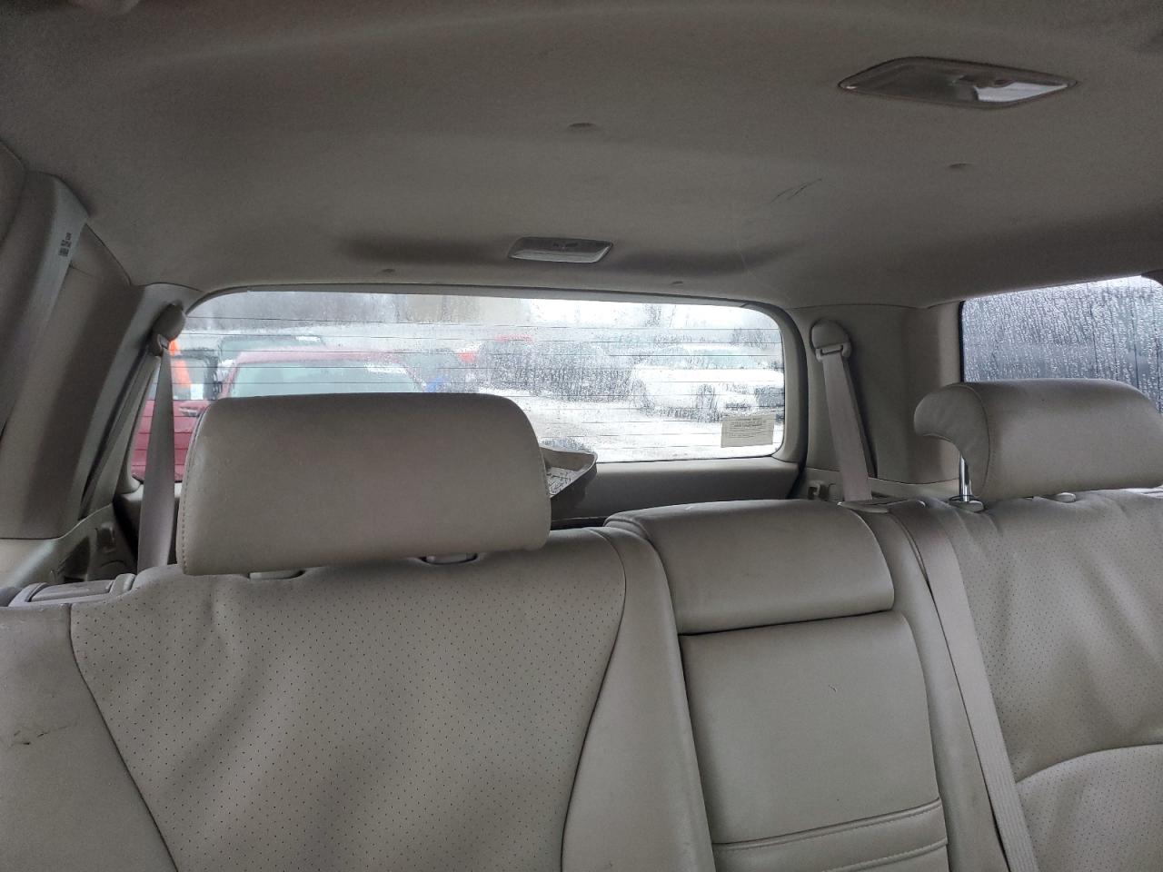 2006 Toyota Highlander - Image 10