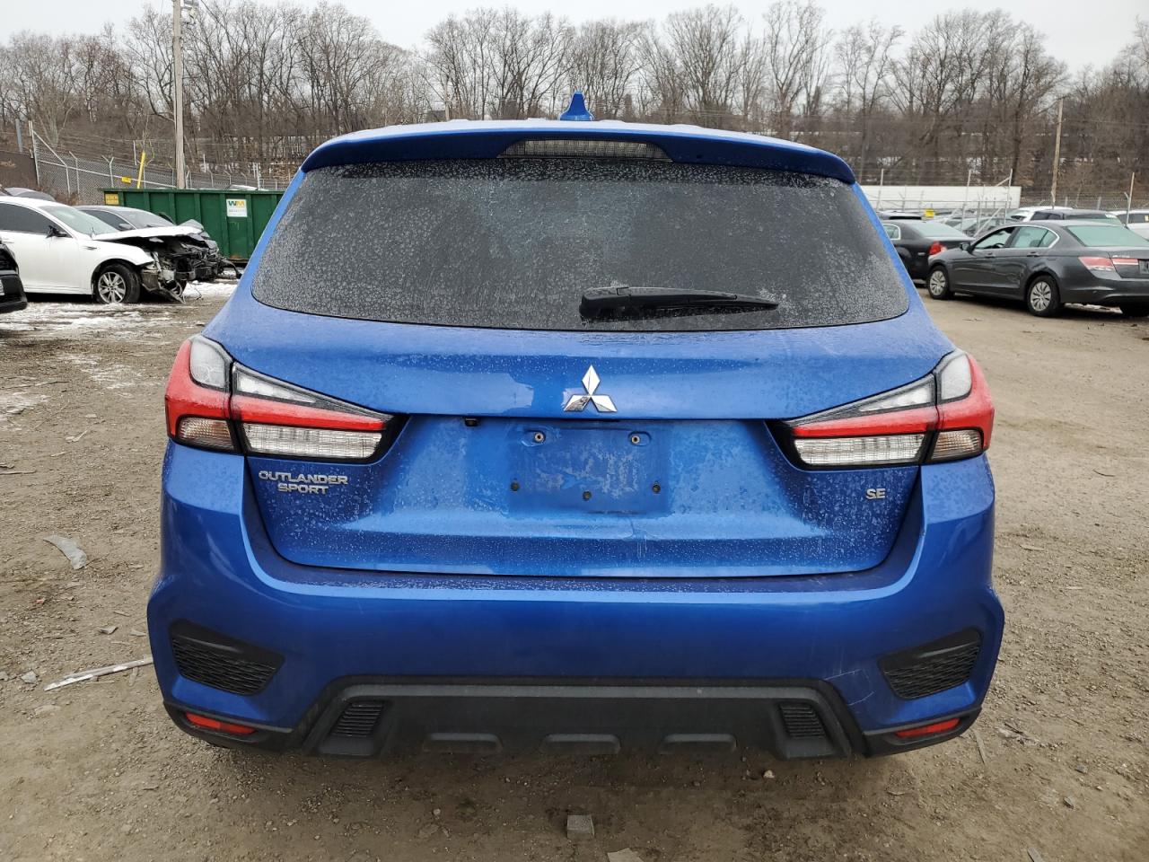 2021 Mitsubishi Outlander - Image 6