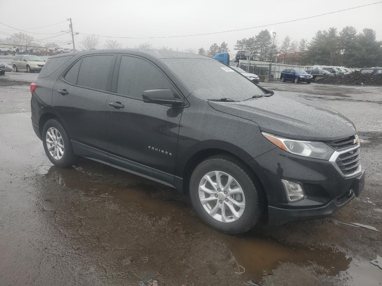 2019 Chevrolet Equinox - Image 4