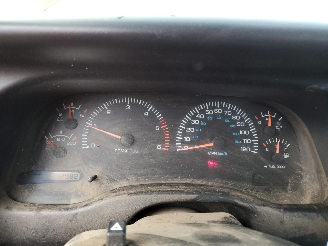 1998 Dodge Dakota - Image 9