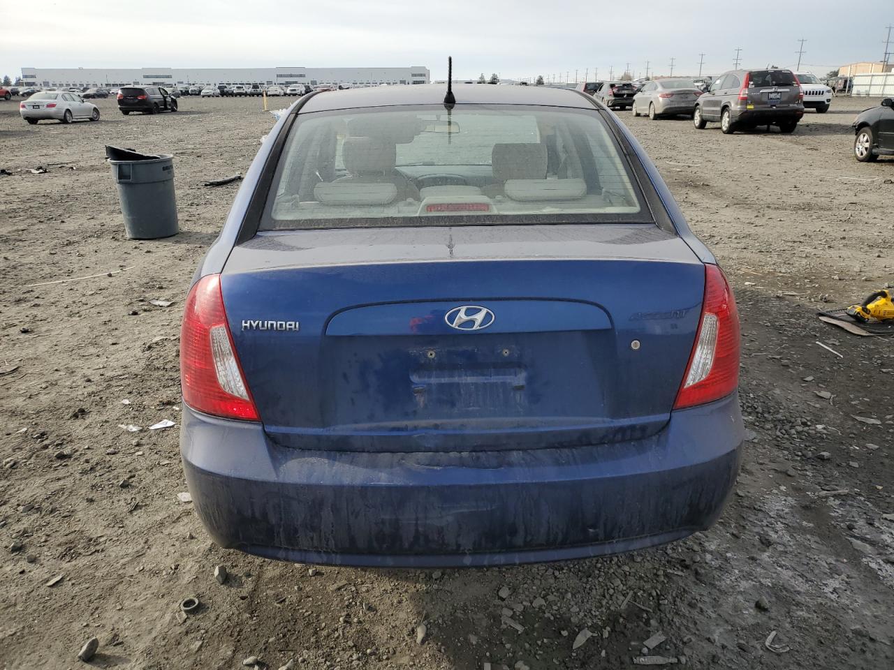 2007 Hyundai Accent - Image 6