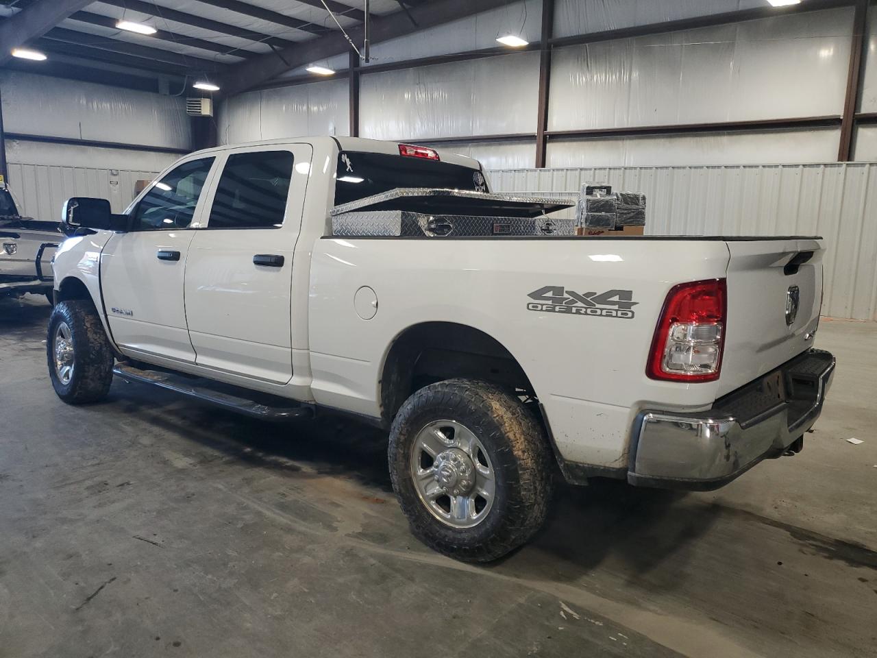 2021 RAM 2500 - Image 2