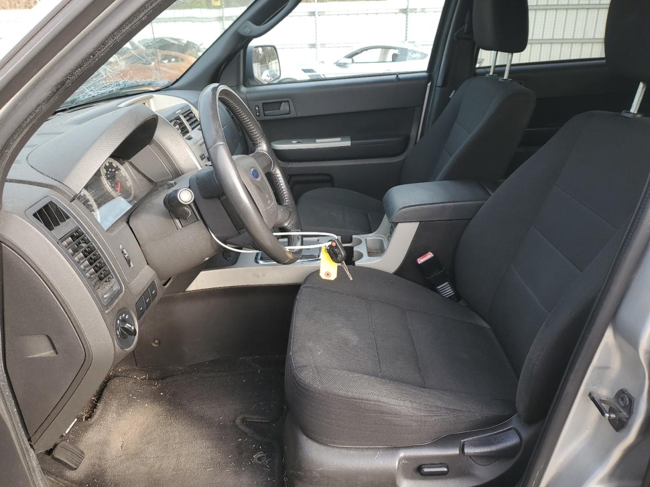 2010 Ford Escape - Image 7
