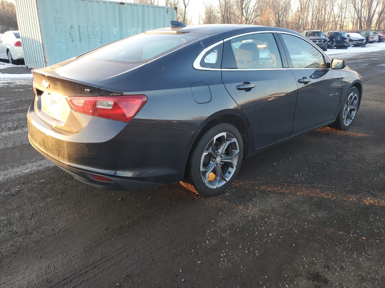 2023 Chevrolet Malibu - Image 3