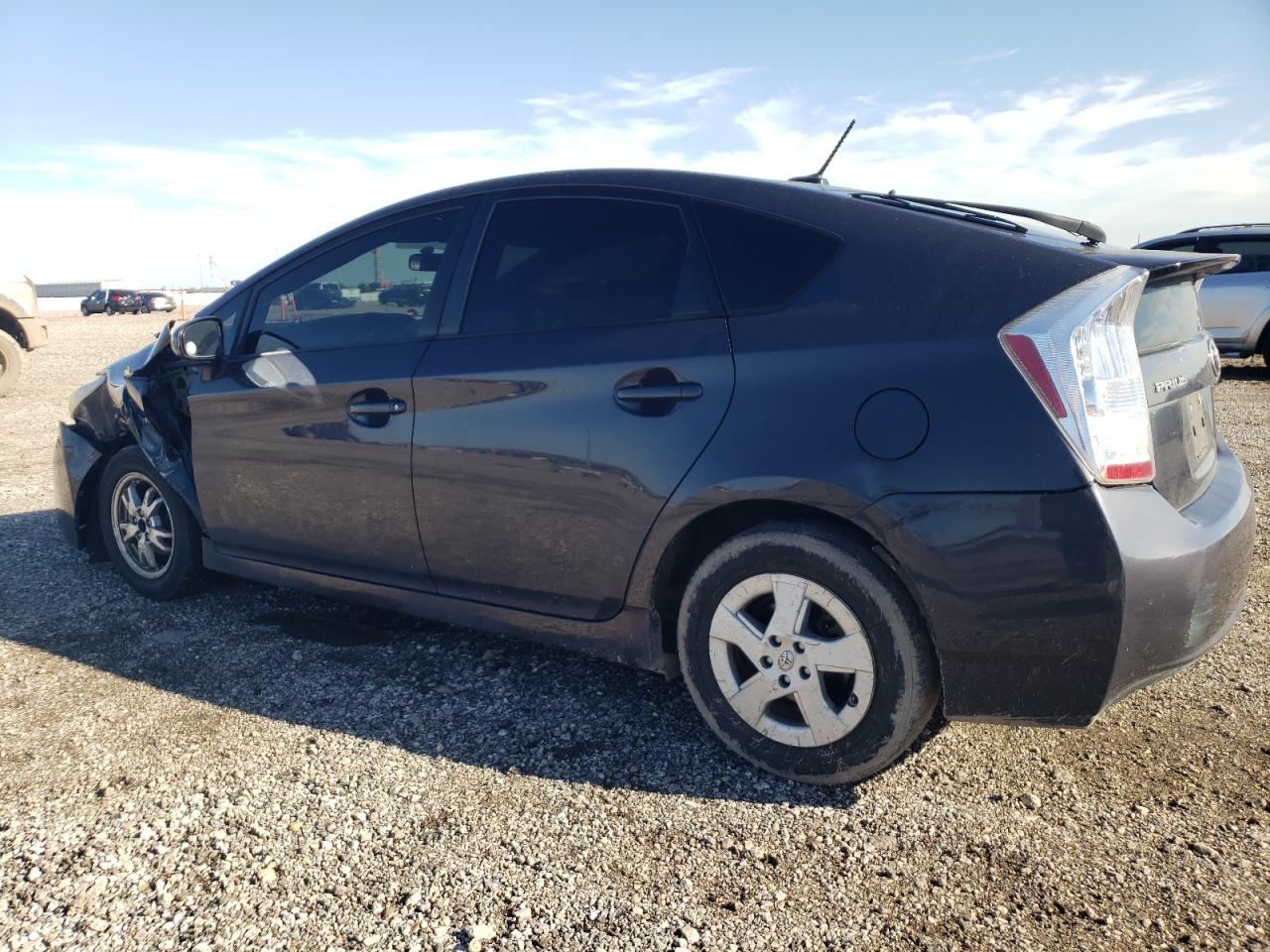 2010 Toyota Prius - Image 2