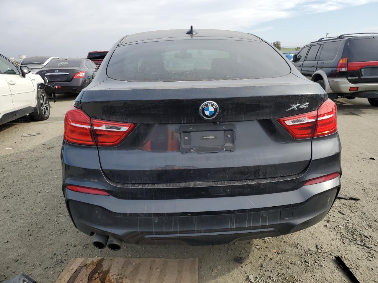 2017 BMW X4 - Image 6