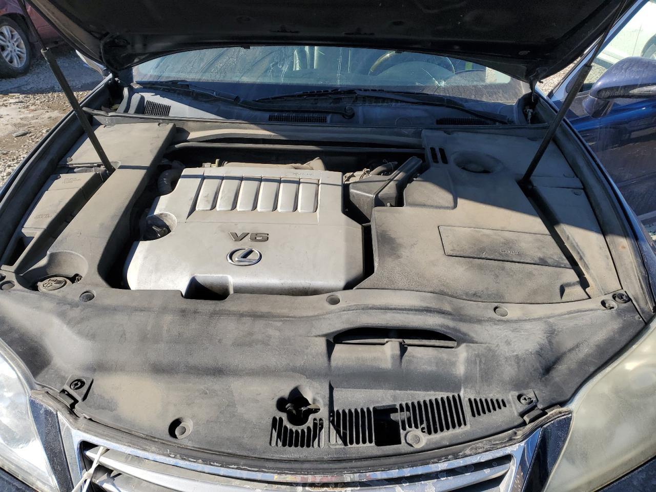 2011 Lexus ES - Image 11