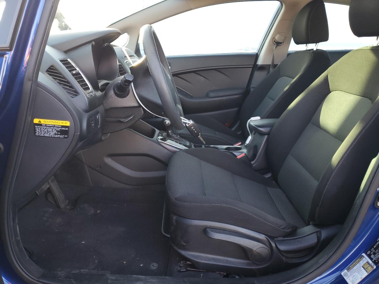 2017 Kia Forte - Image 7