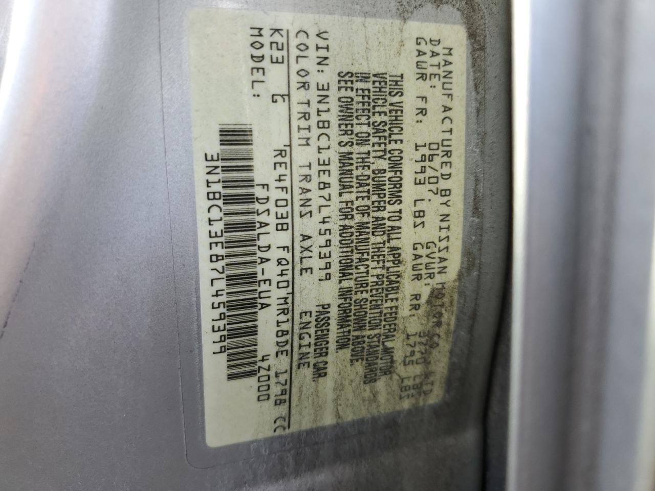 2007 Nissan Versa - Image 12