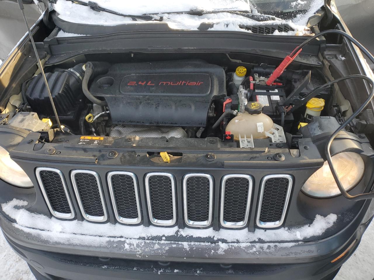 2016 Jeep Renegade - Image 13