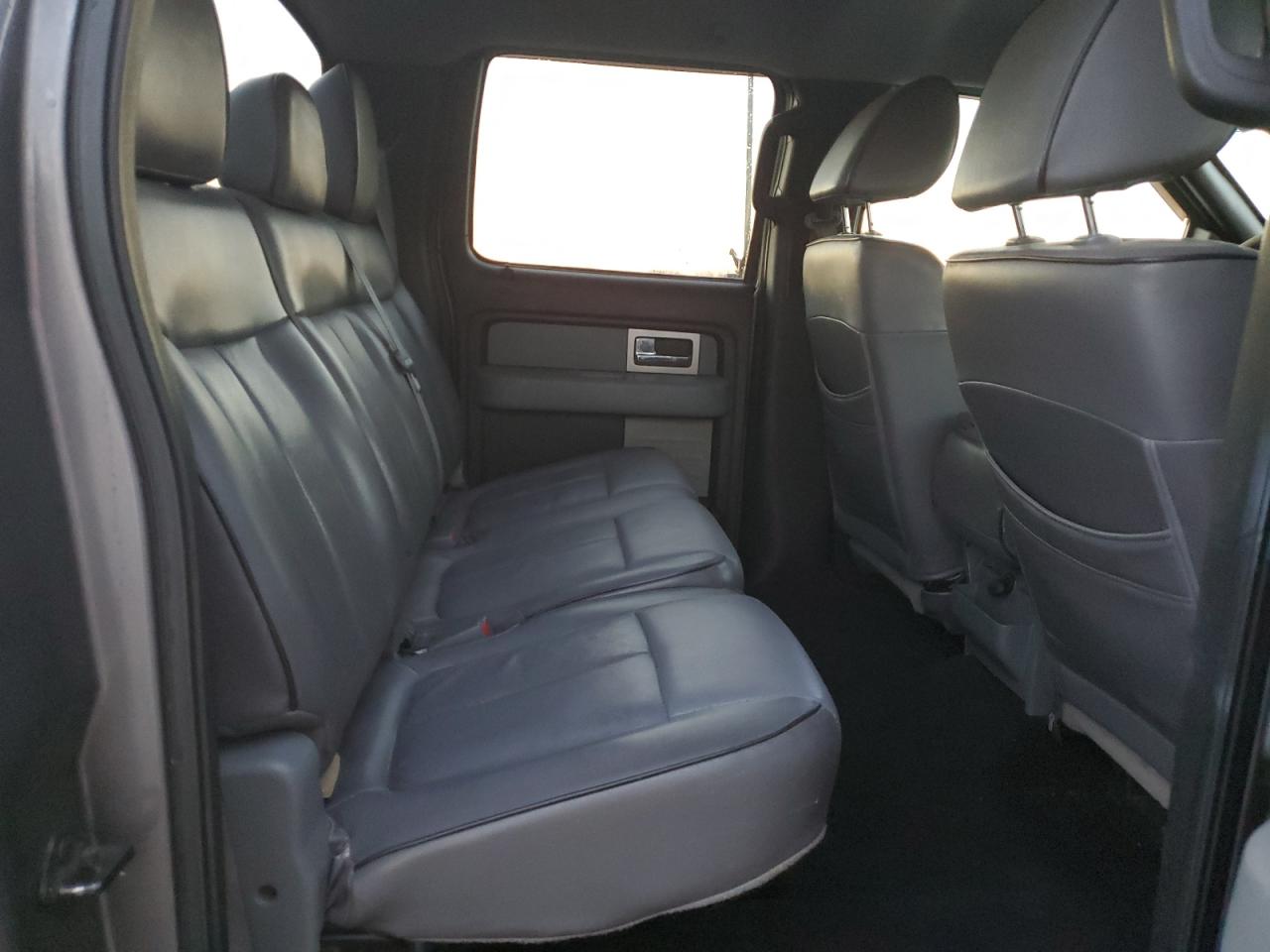 2011 Ford F-150 - Image 10