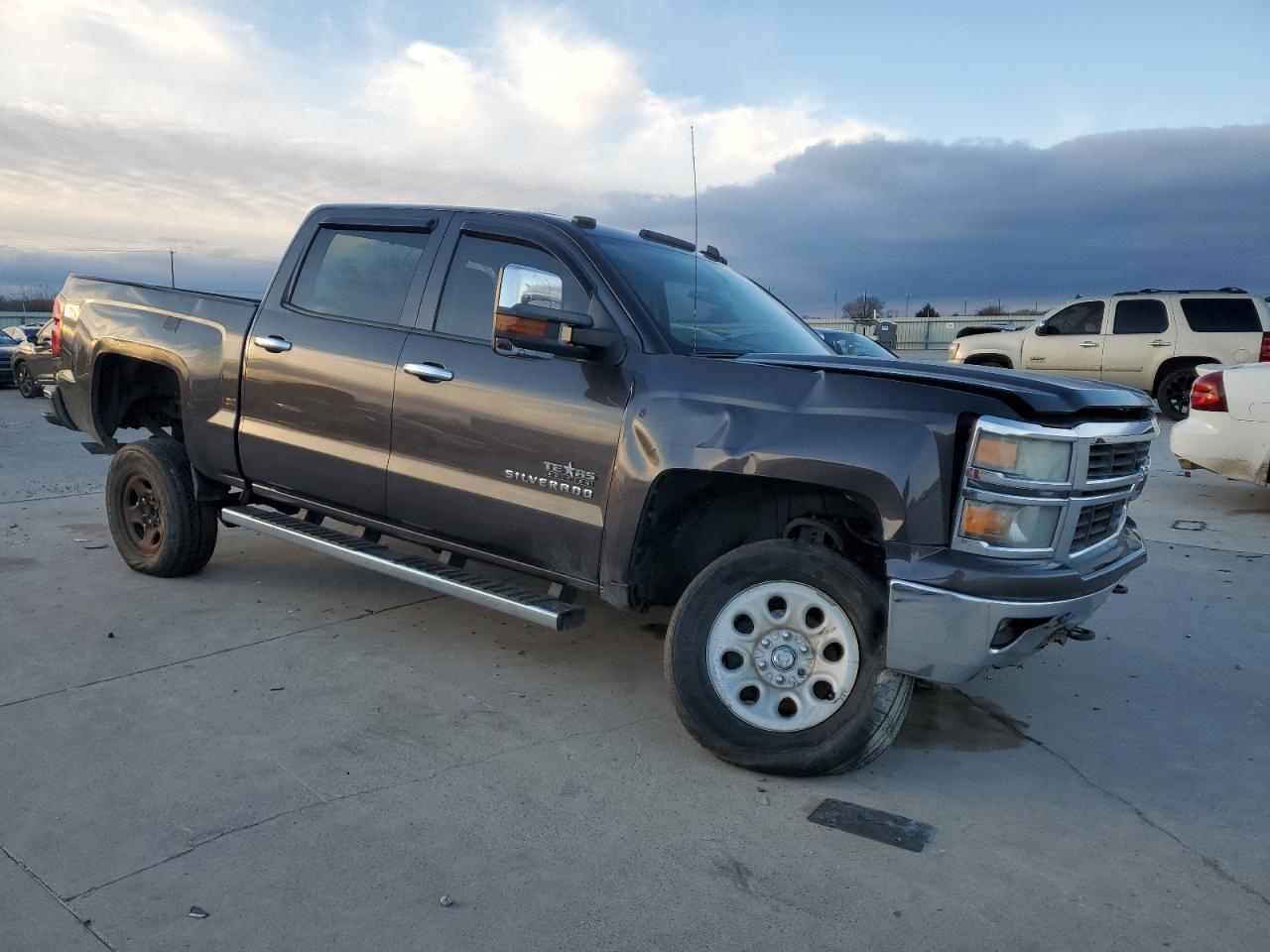 2014 Chevrolet Silverado - Image 4