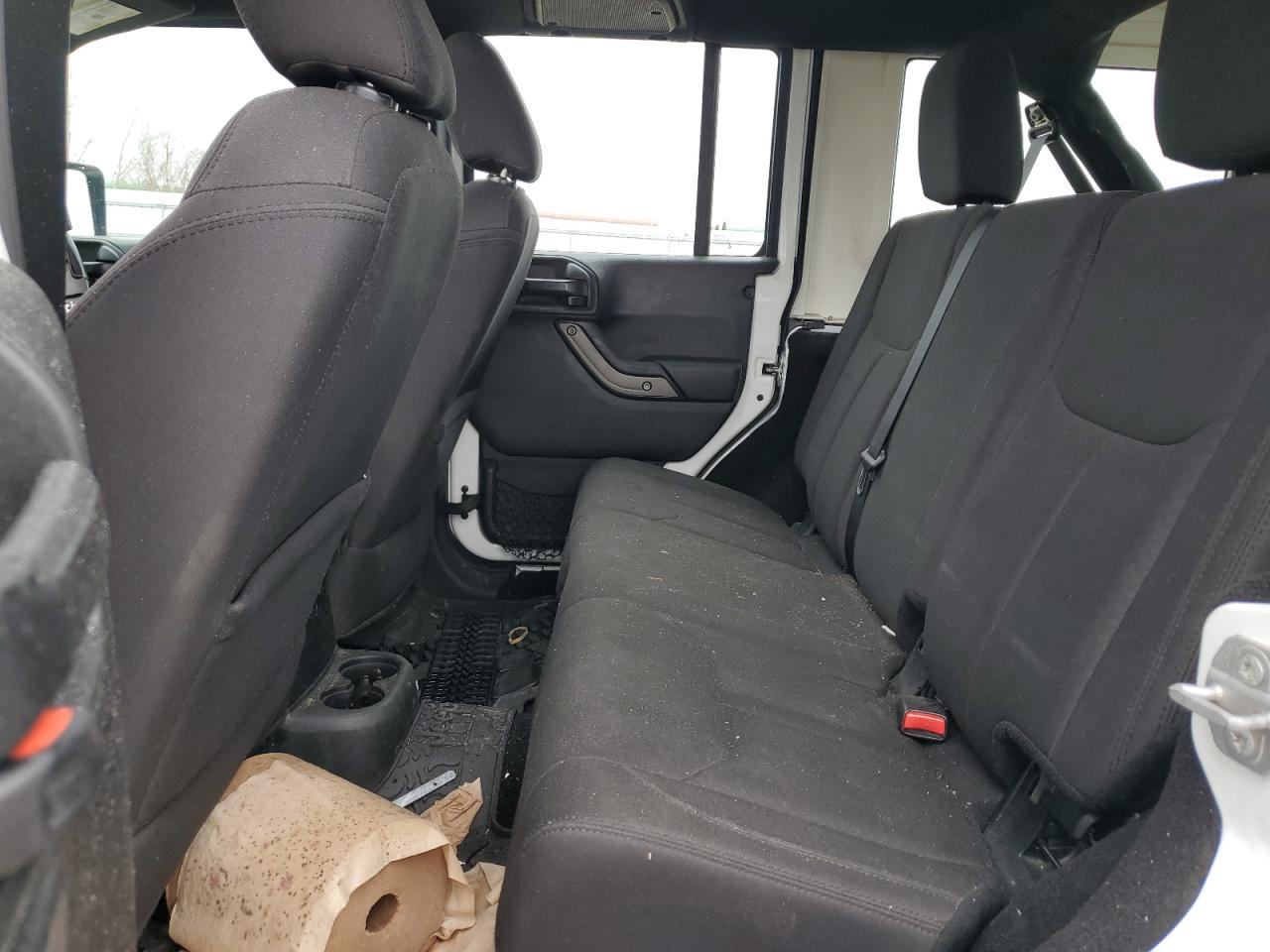 2018 Jeep Wrangler - Image 10