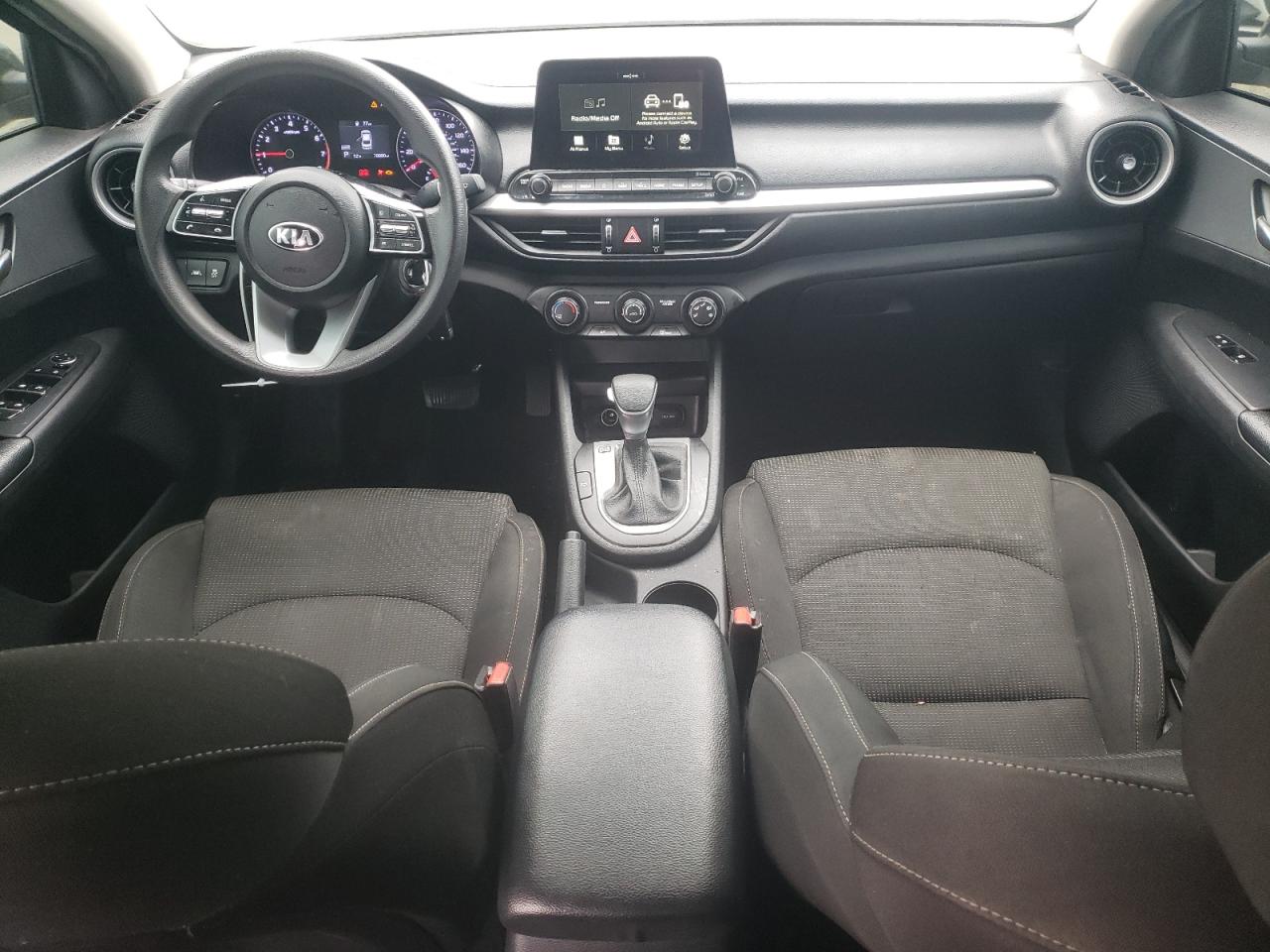 2021 Kia Forte - Image 8
