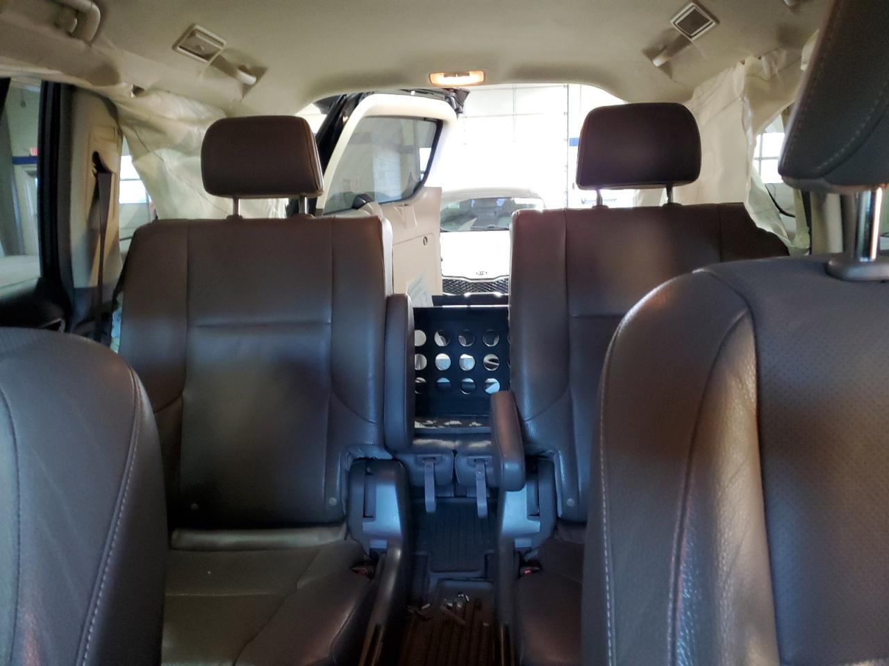 2018 Lexus GX - Image 10