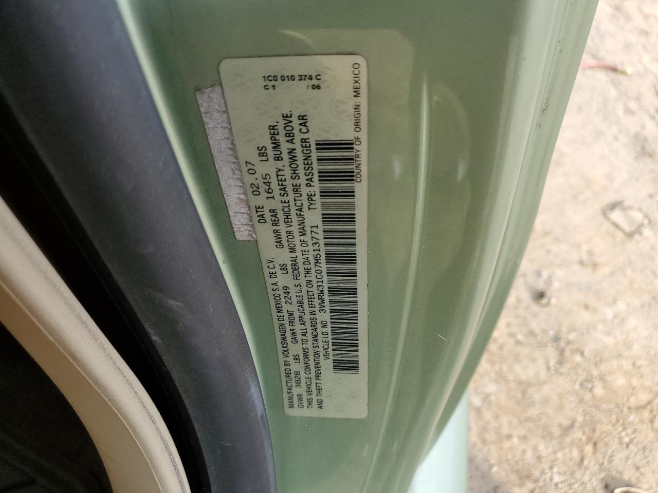 2007 Volkswagen New Beetle 2.5L Option Package 1 VIN: 3VWRW31C07M513771 Lot: 88645435