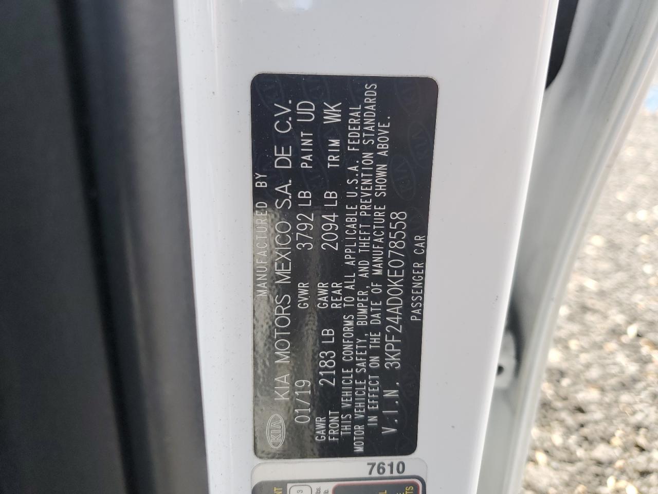 2019 Kia Forte - Image 12