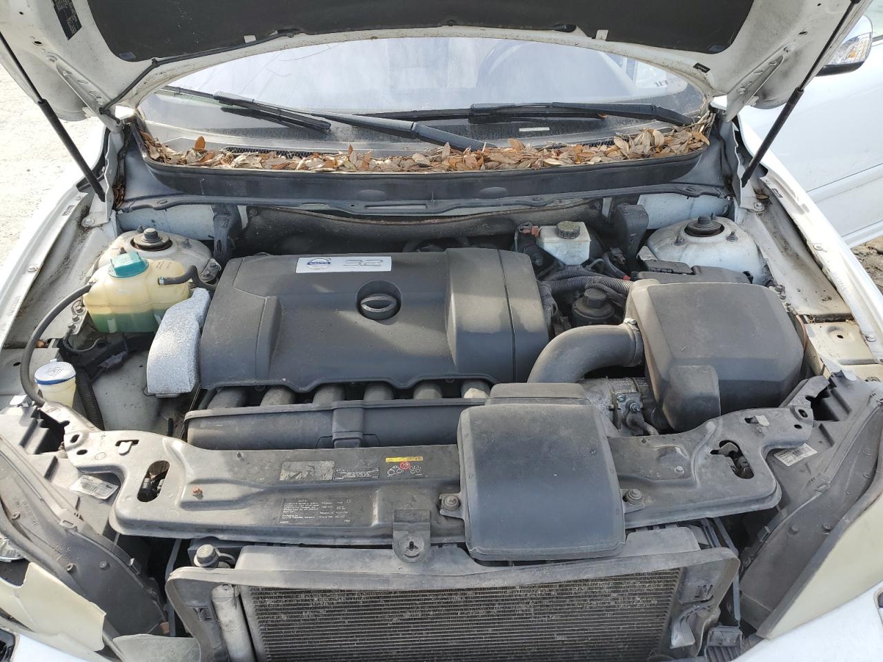 2013 Volvo XC90 - Image 12