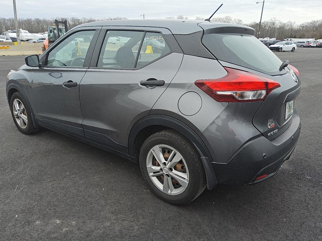 2020 Nissan Kicks - Image 2