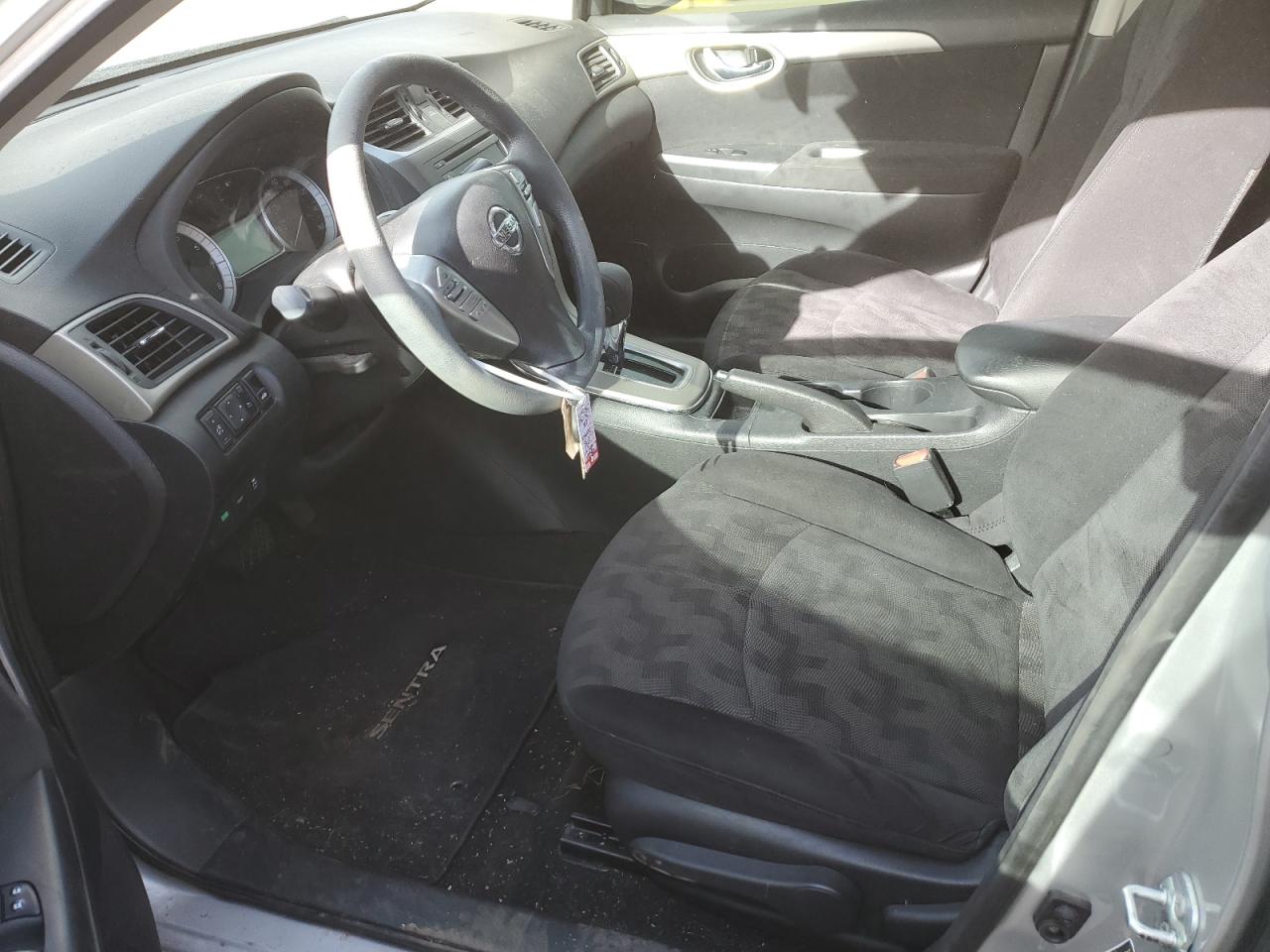 2013 Nissan Sentra - Image 7