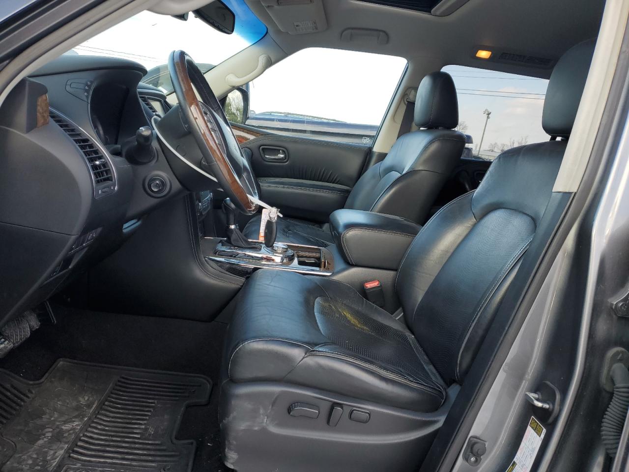 2016 Infiniti QX80 - Image 7