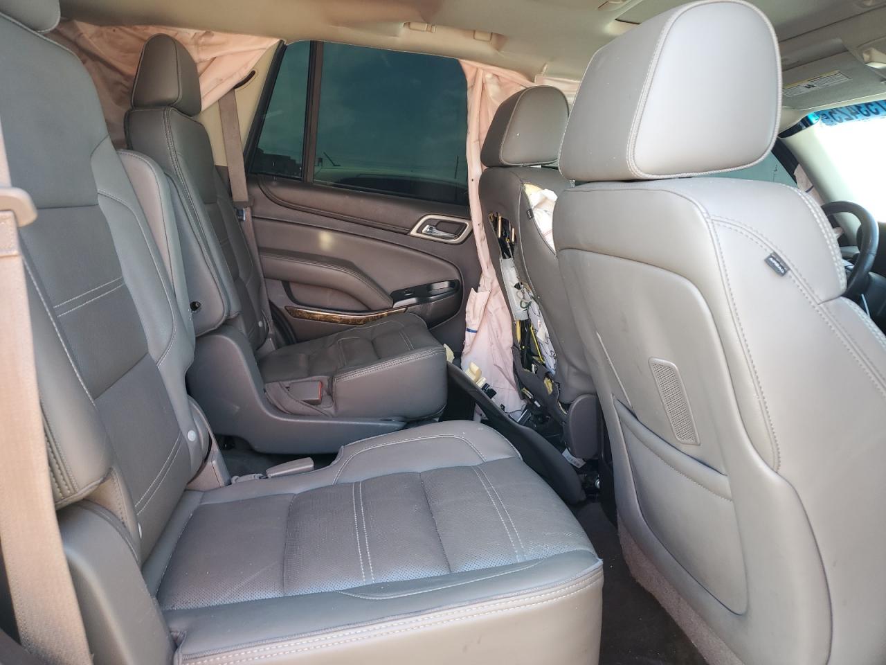 2015 GMC Yukon - Image 10
