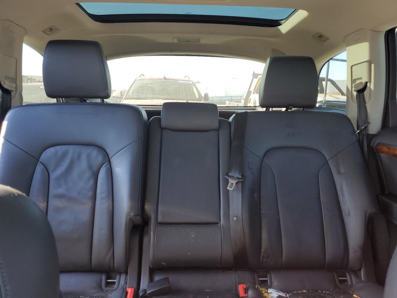 2015 Audi Q7 - Image 10