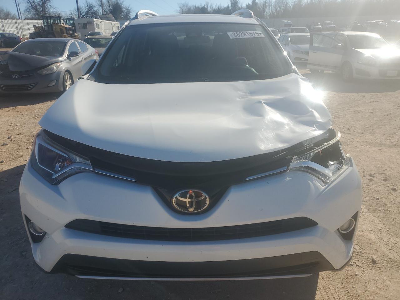 2018 Toyota RAV 4 - Image 5