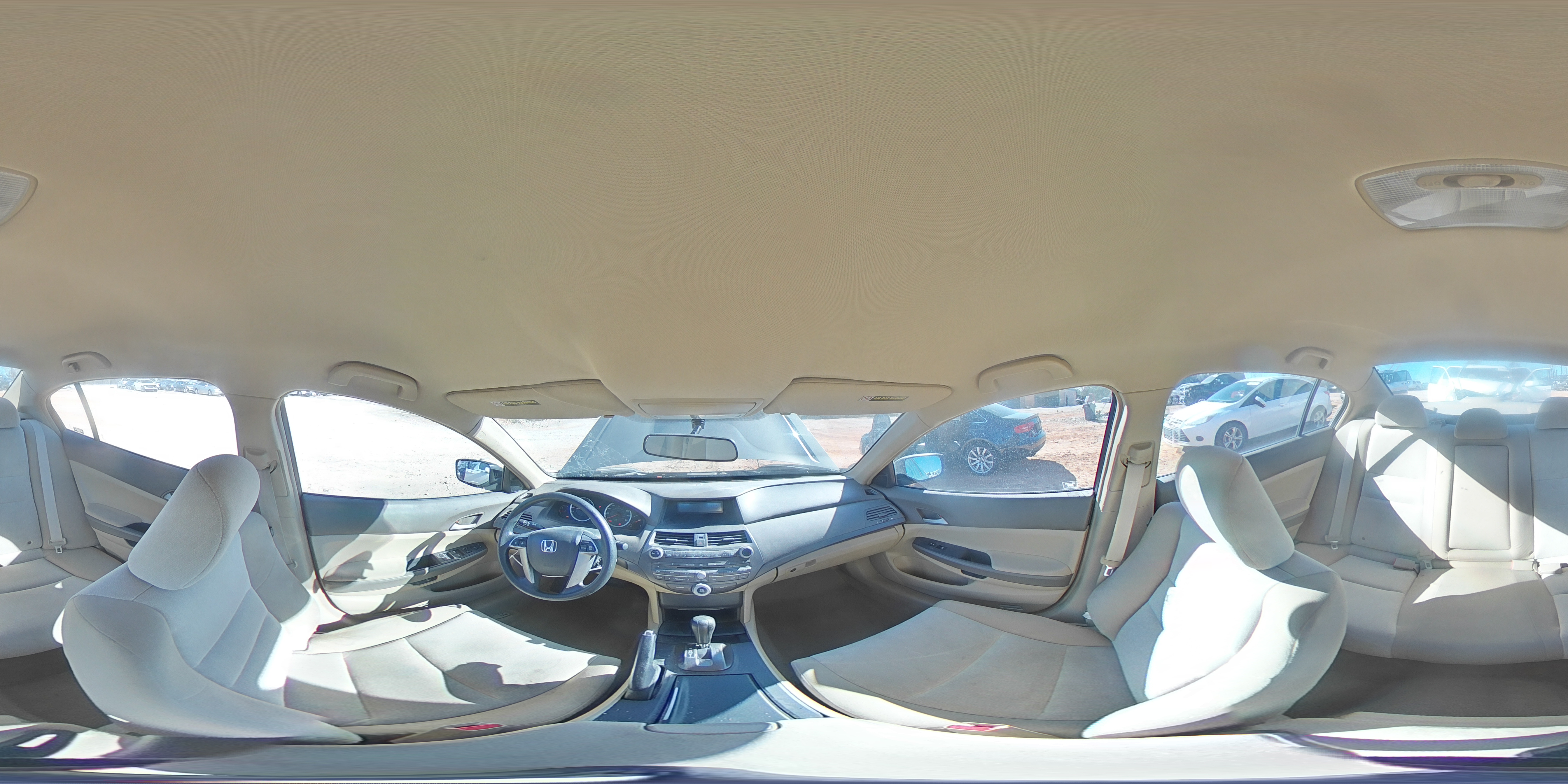 2009 Honda Accord - Image 13