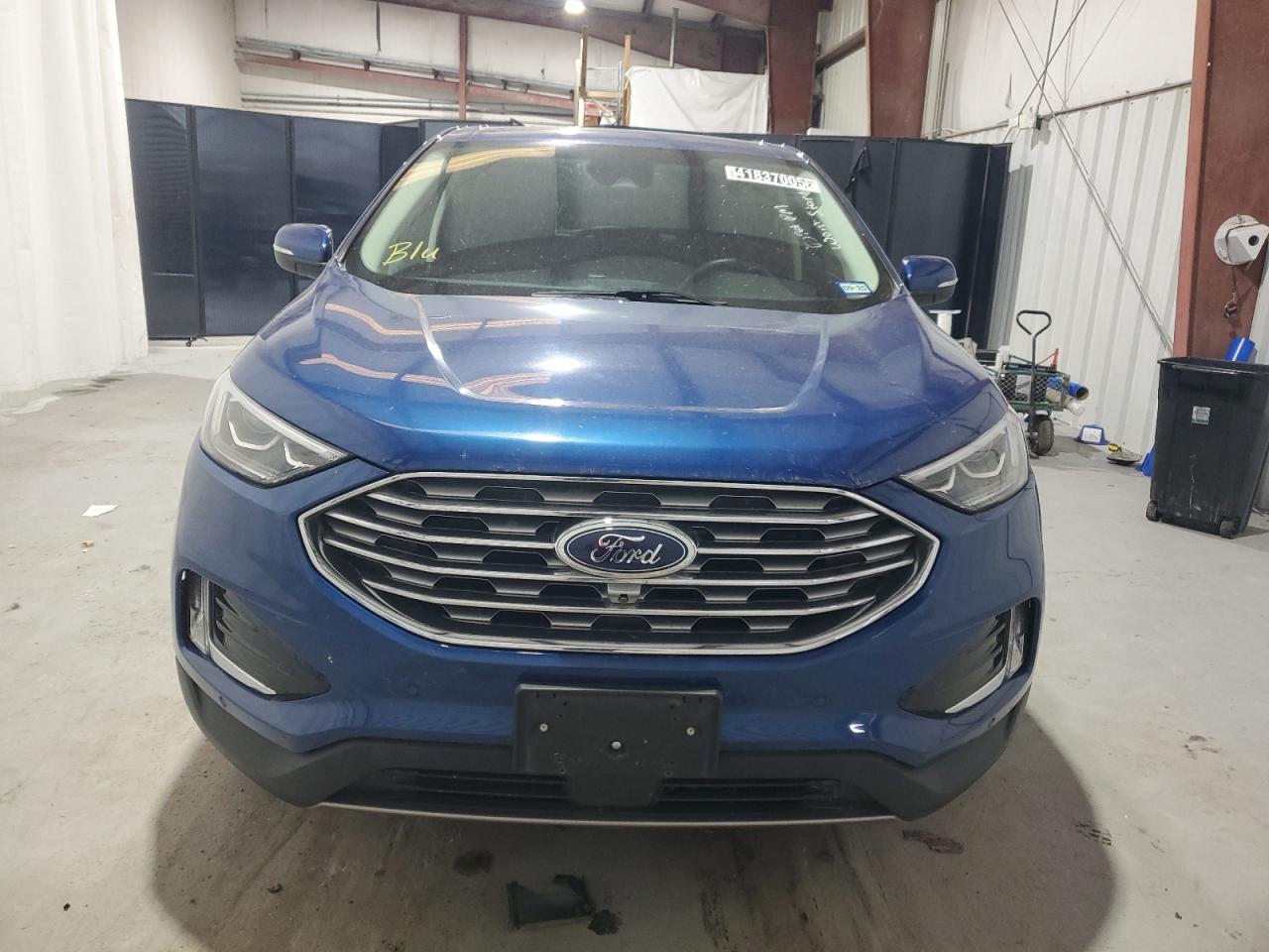 2022 Ford Edge - Image 5
