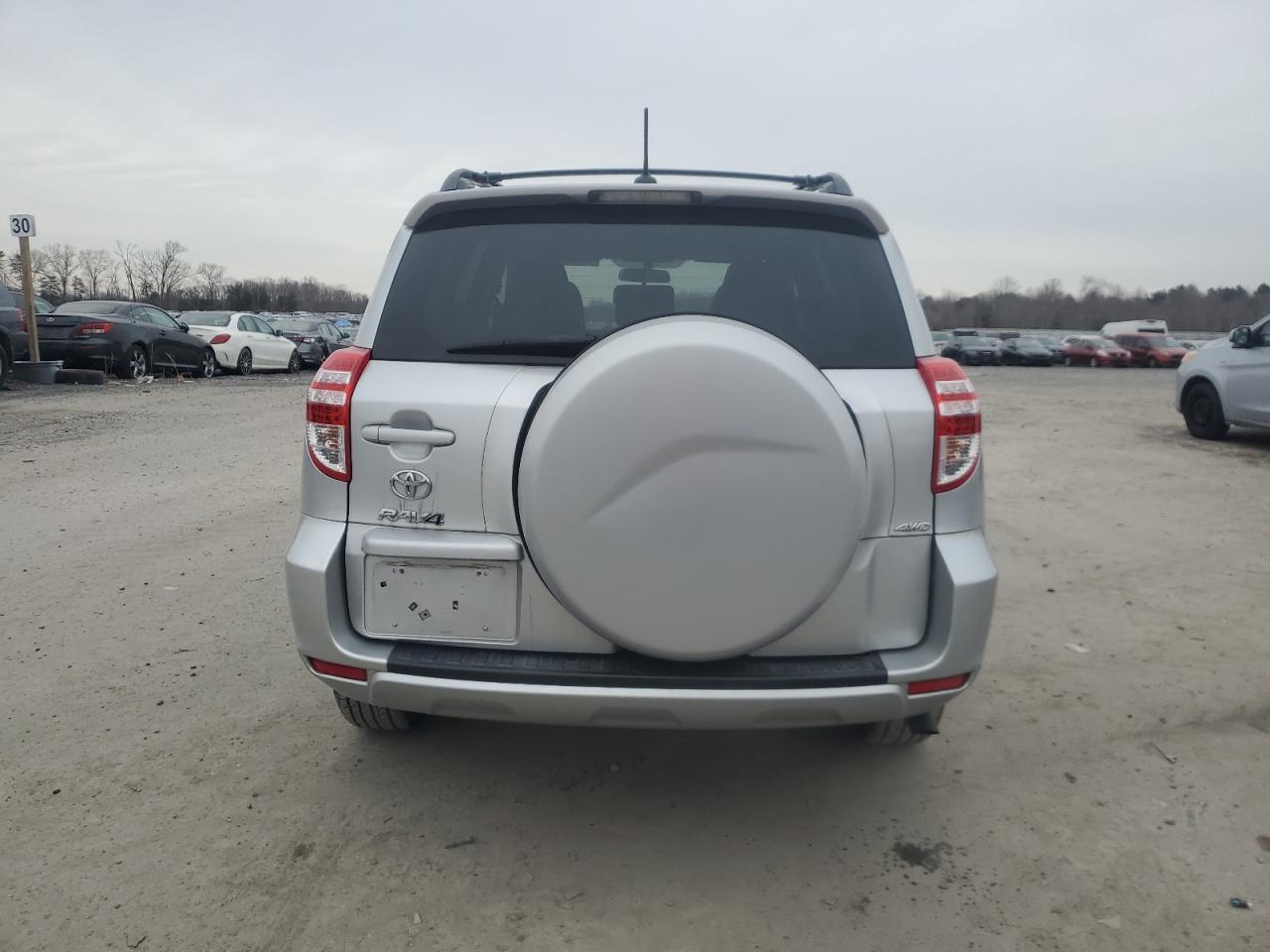 2012 Toyota RAV 4 - Image 6